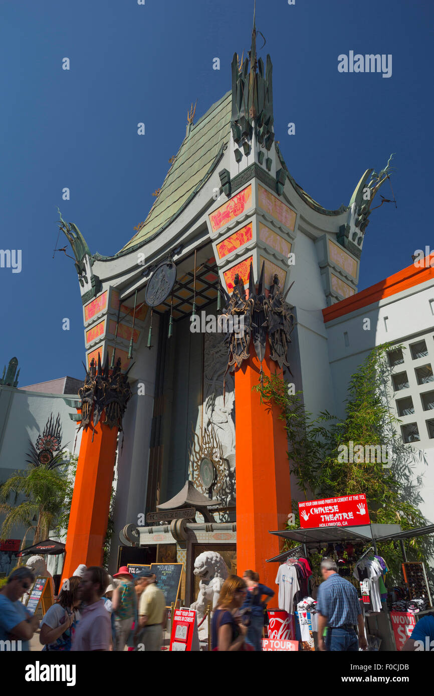 TCL CHINESE THEATER (©MAYER & HOLLER 1927 / BEHR BROWERS 2000) WALK OF ...