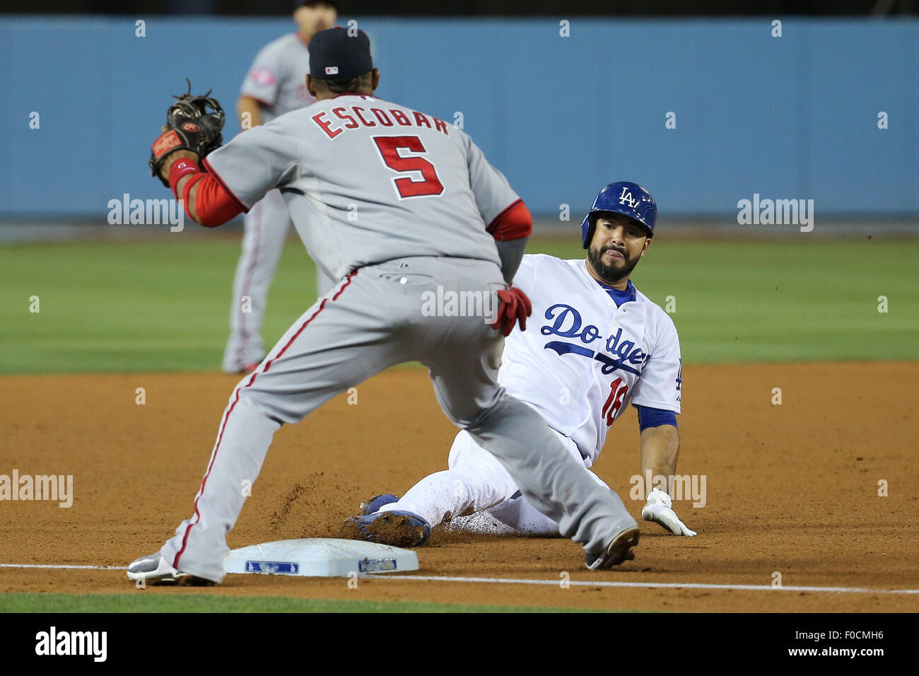 Dodgers' Andre Ethier out 10-14 weeks with broken leg