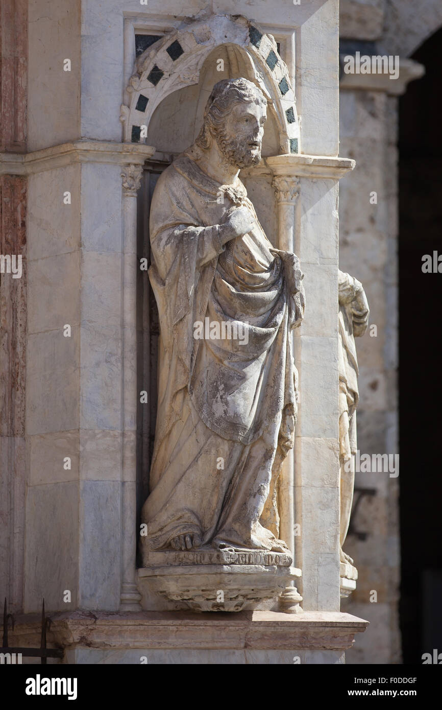 Siena, Tuscany. Statue of the Cappella di Piazza Stock Photo