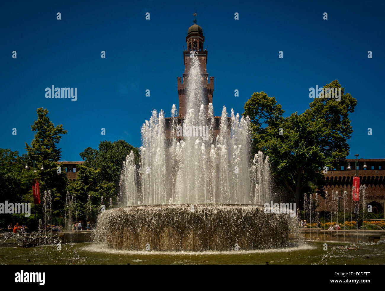 Fountain, Piazza Castello, Sempione Park, Milan, Italy Stock Photo Alamy