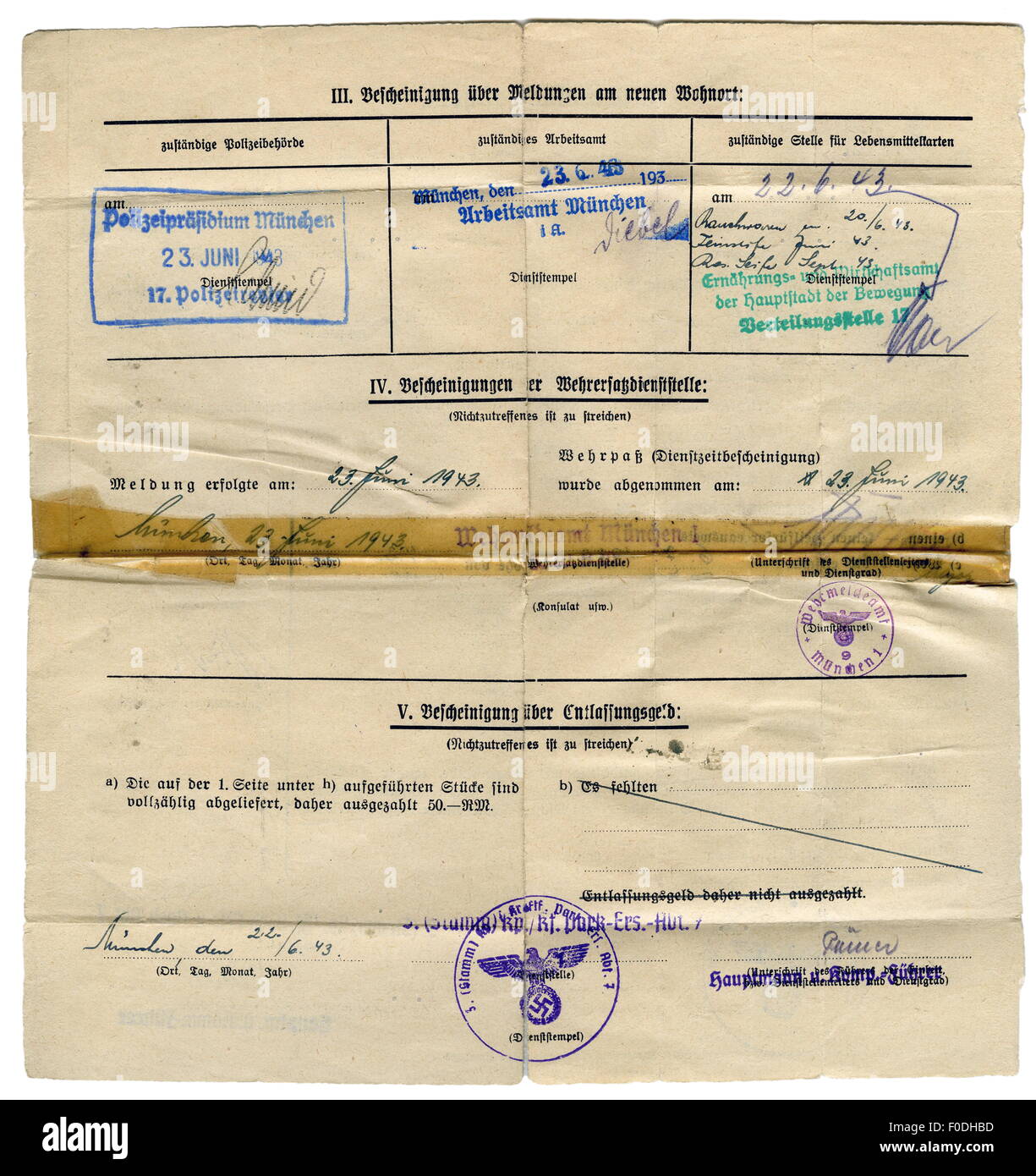 Nazism / National Socialism, military, documents, certificate of discharge of corporal Johann Boeck, 3rd company, motor pool, 7th replacement and training batallion, Munich, 22.6.1943, Additional-Rights-Clearences-Not Available Stock Photo