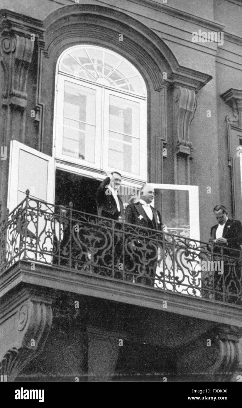 Hitler, Adolf, 20.4.1889 - 30.4.1945, German politician (NSDAP), Chancellor of the Reich 30.1.1933 - 30.4.1945, with Foreign Minister of the Reich Konstantin von Neurath, balcony of the Chancellery, New Year reception, Berlin, January 1936, Stock Photo