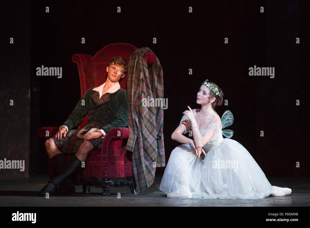 Luke Schaufuss As James And Sarah Thomson As The Sylphide Dress luke-schaufuss-as-james-and-sarah-thomson-as-the-sylphide-dress