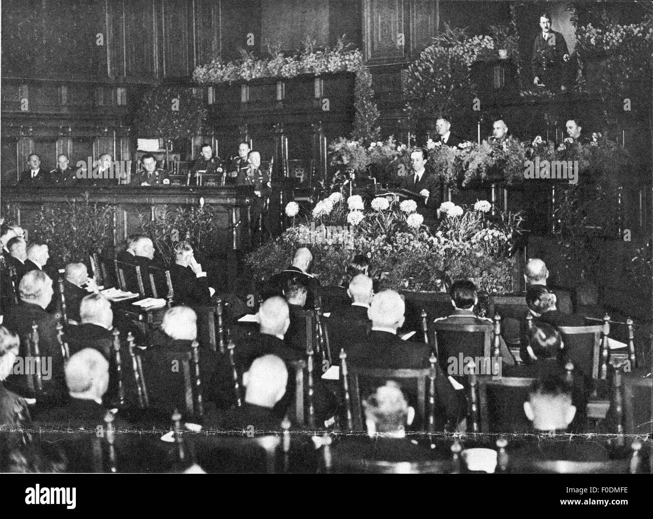 Goebbels, Joseph, 29.10.1897 - 1.5.1945, German politician (NSDAP), half length, delivering speech before the Academy for German Law, 1936, Stock Photo