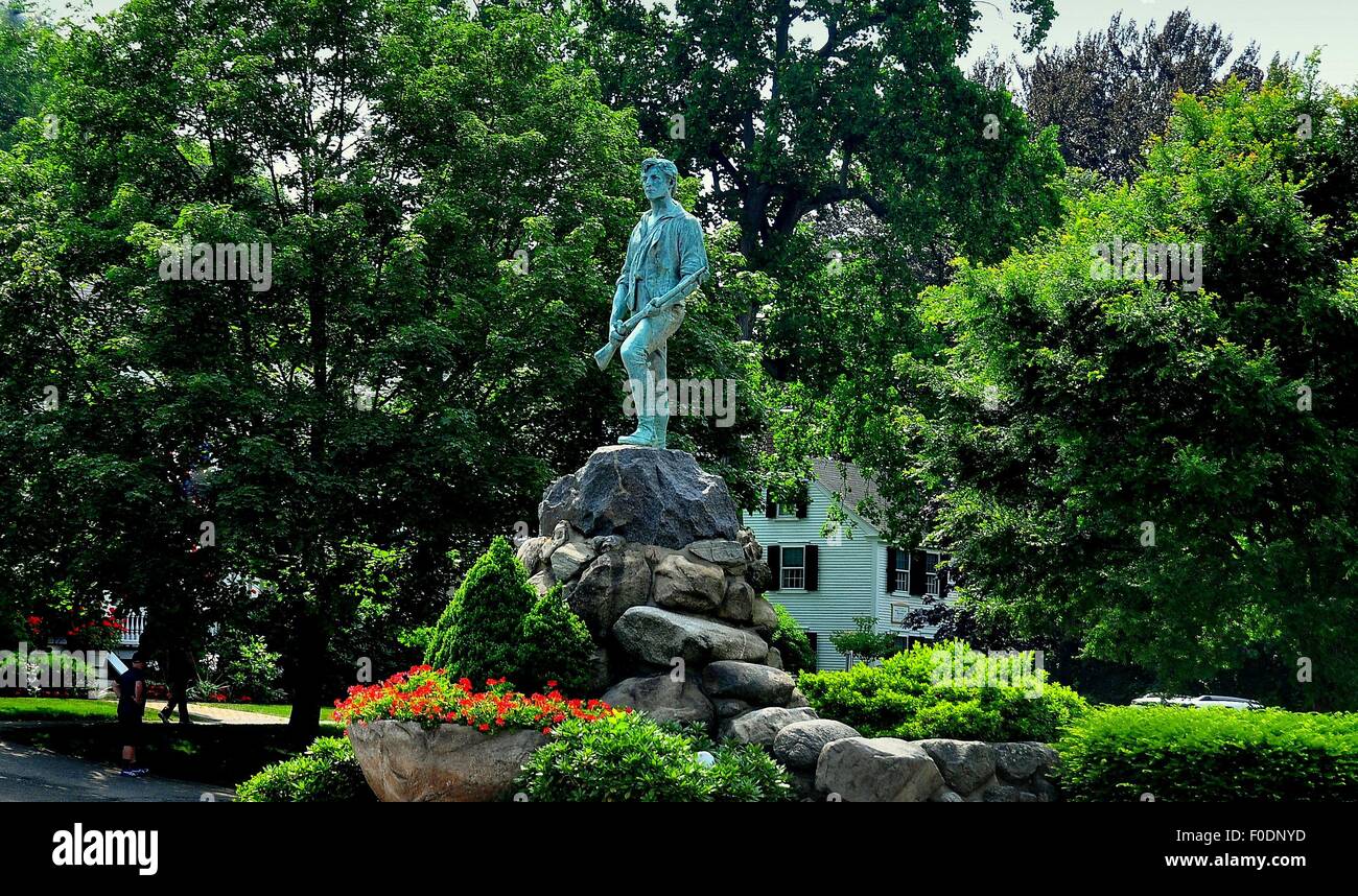 Lexington, Massachusetts: Henry Hudson Kitson's famed Minuteman statue depicting Captain John Parker on the Village Green * Stock Photo