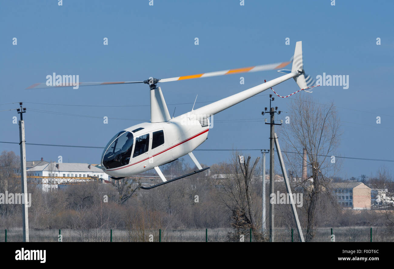 Robinson r44 helicopter hi-res stock photography and images - Alamy