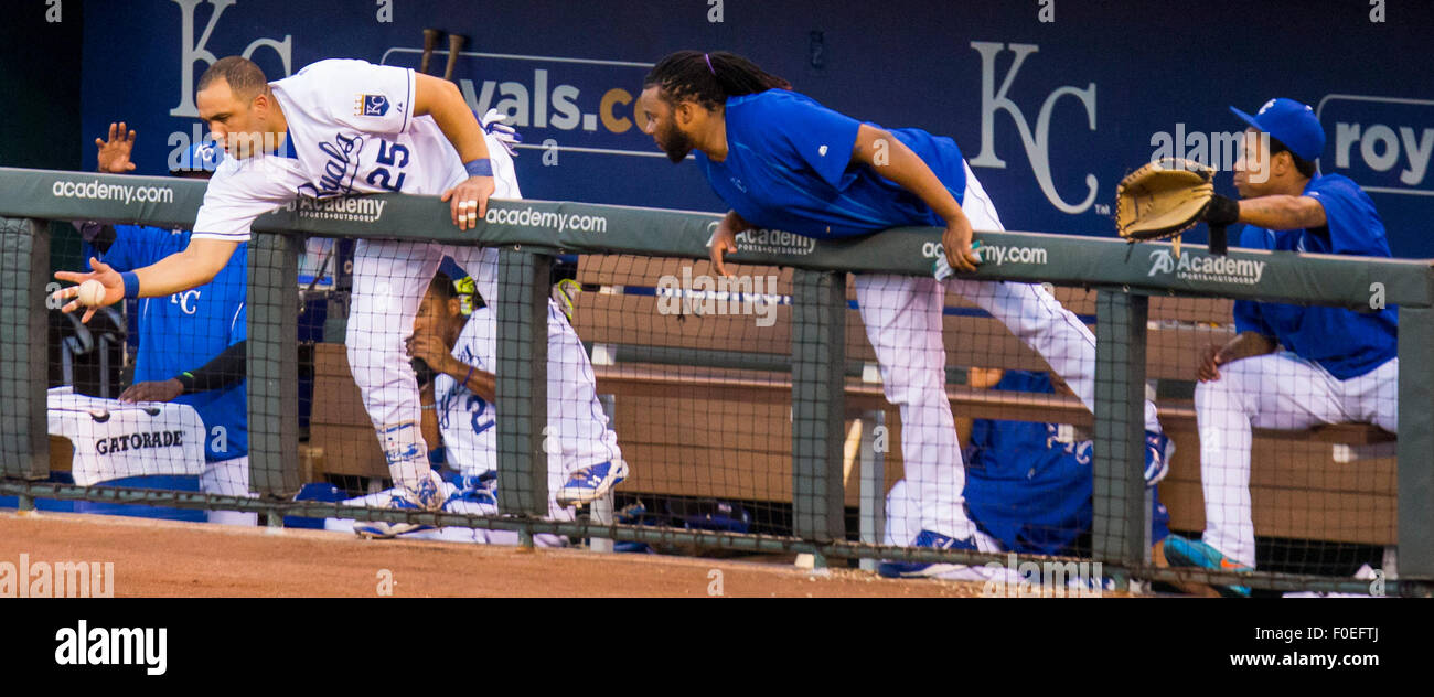 Raised Royal - Stadium Tour Tells Kansas City Royals History - The Walking  Tourists