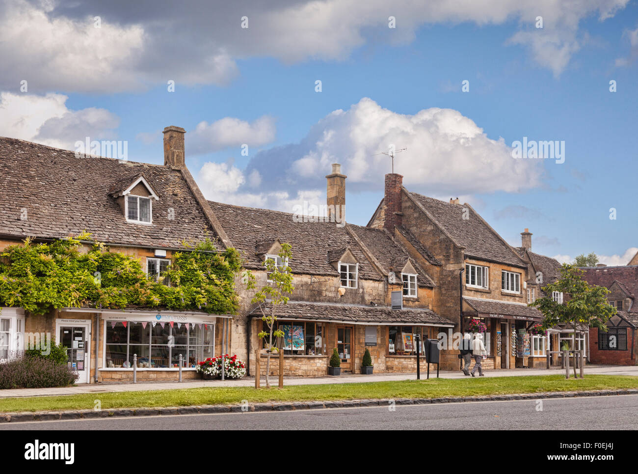 The Cotswold village of Broadway, Worcestershire, England Stock Photo
