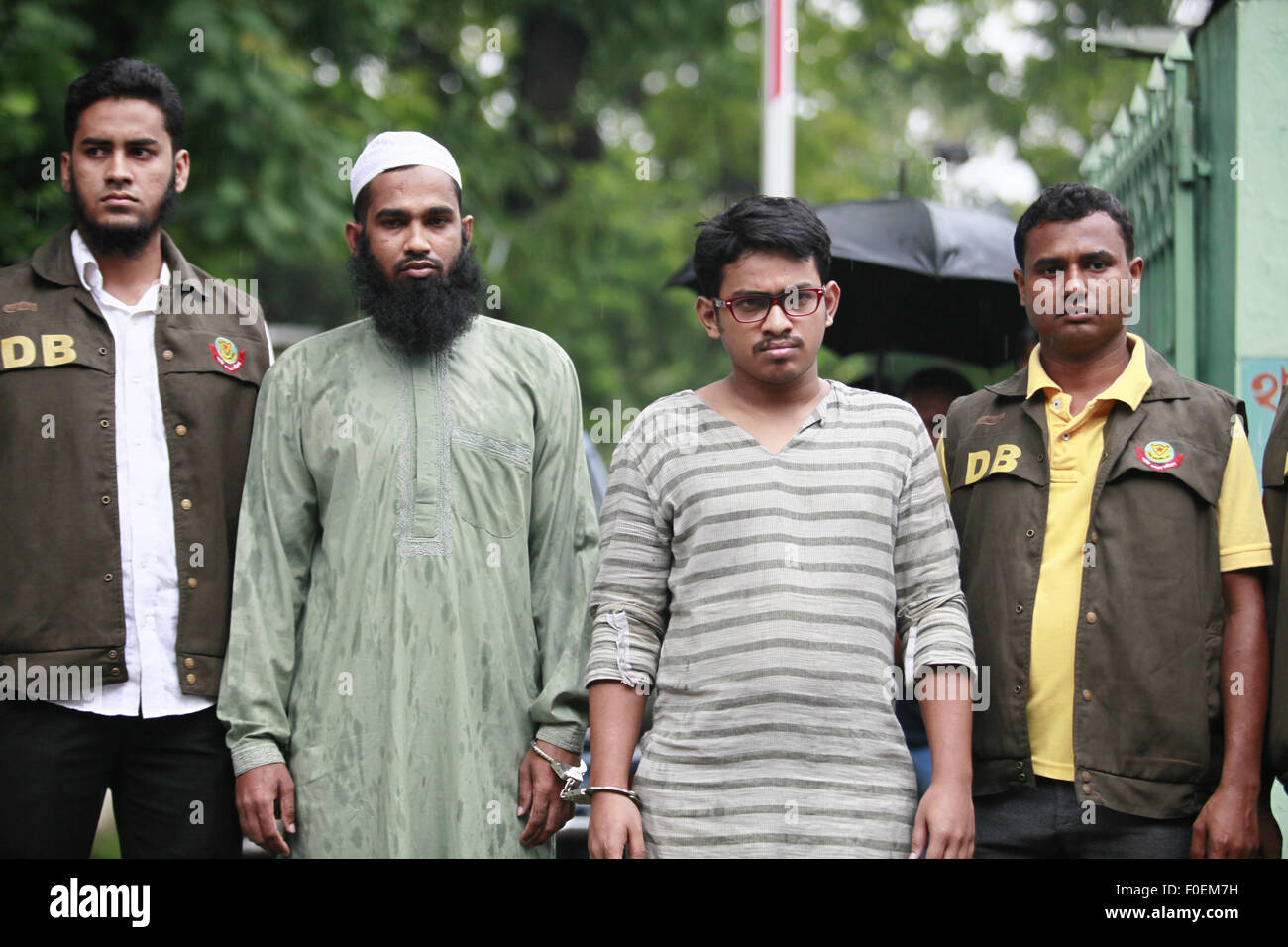 Dhaka Bangladesh 14th Aug 2015 Police Have Arrested Masud Rana 2nd From Left And Sad Al 0873