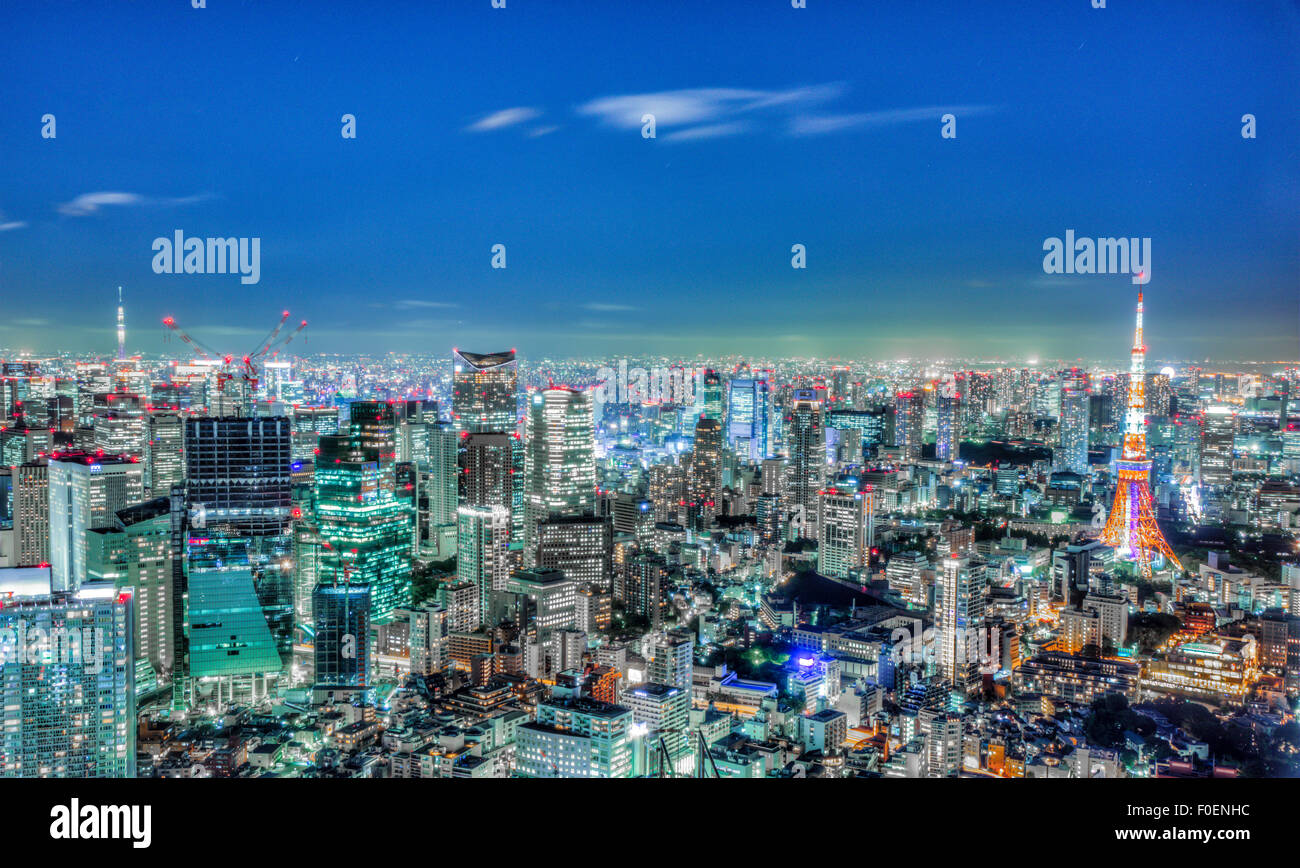 Tokyo tower from roppongi hills observatory hi-res stock photography ...