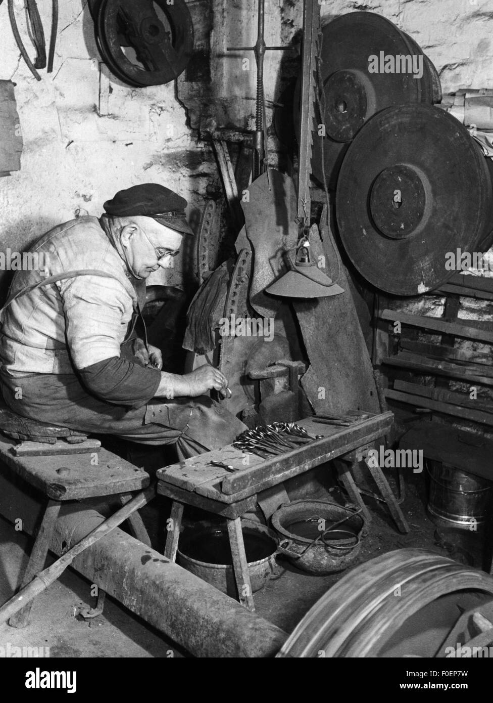 people, professions, scissors grinder, man working at a grinding machine, Bergisches Land, 1950s, Additional-Rights-Clearences-Not Available Stock Photo