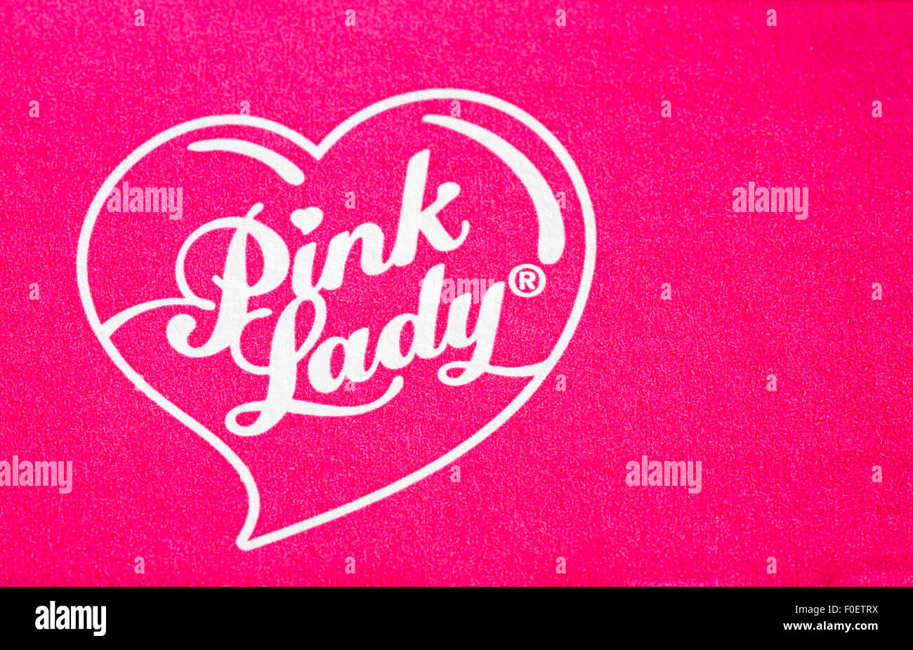 Pink Lady logo on pack of apples Stock Photo Alamy