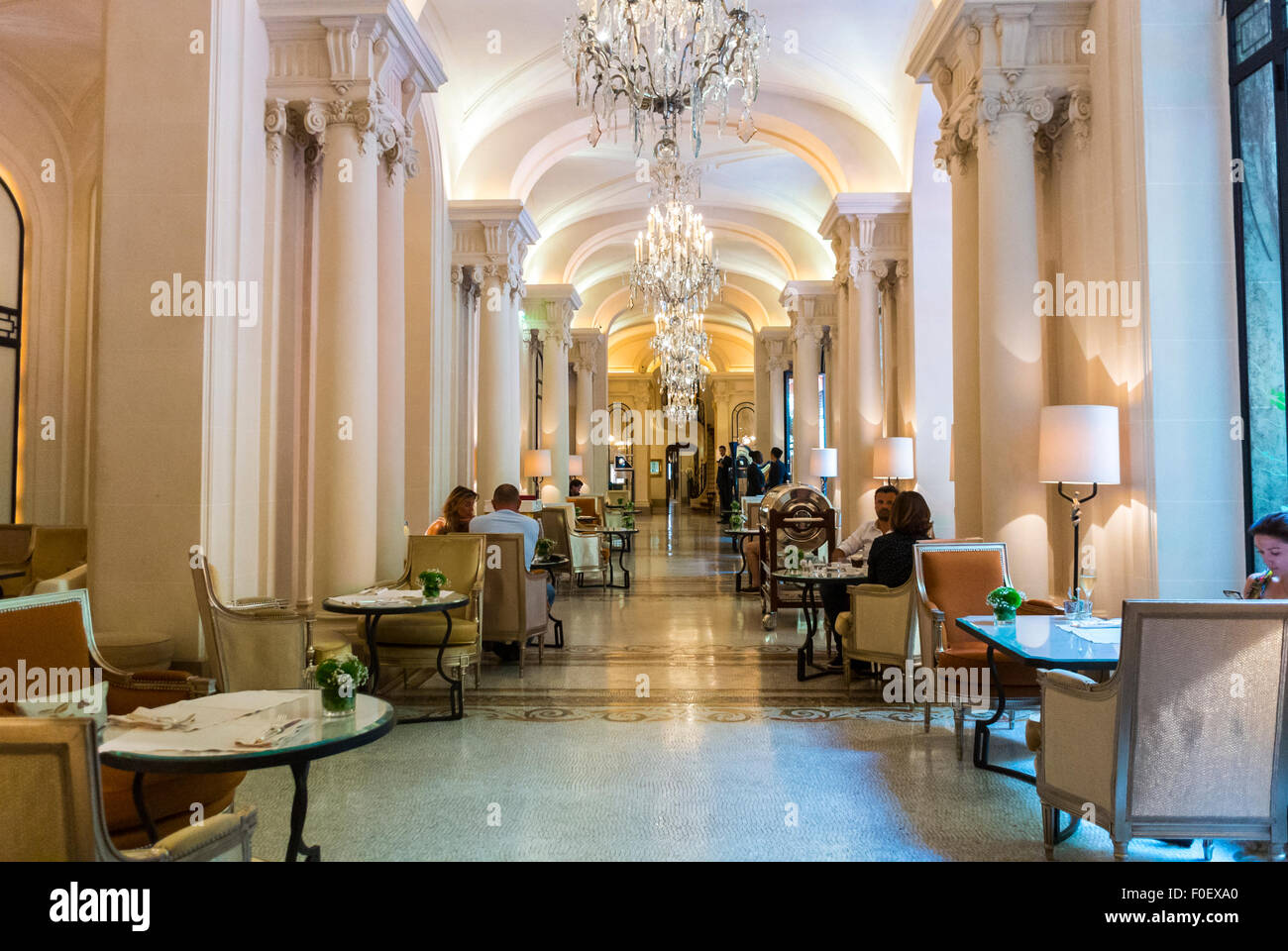 مكان الإقامة المقترح: Hôtel Plaza Athénée Image 3