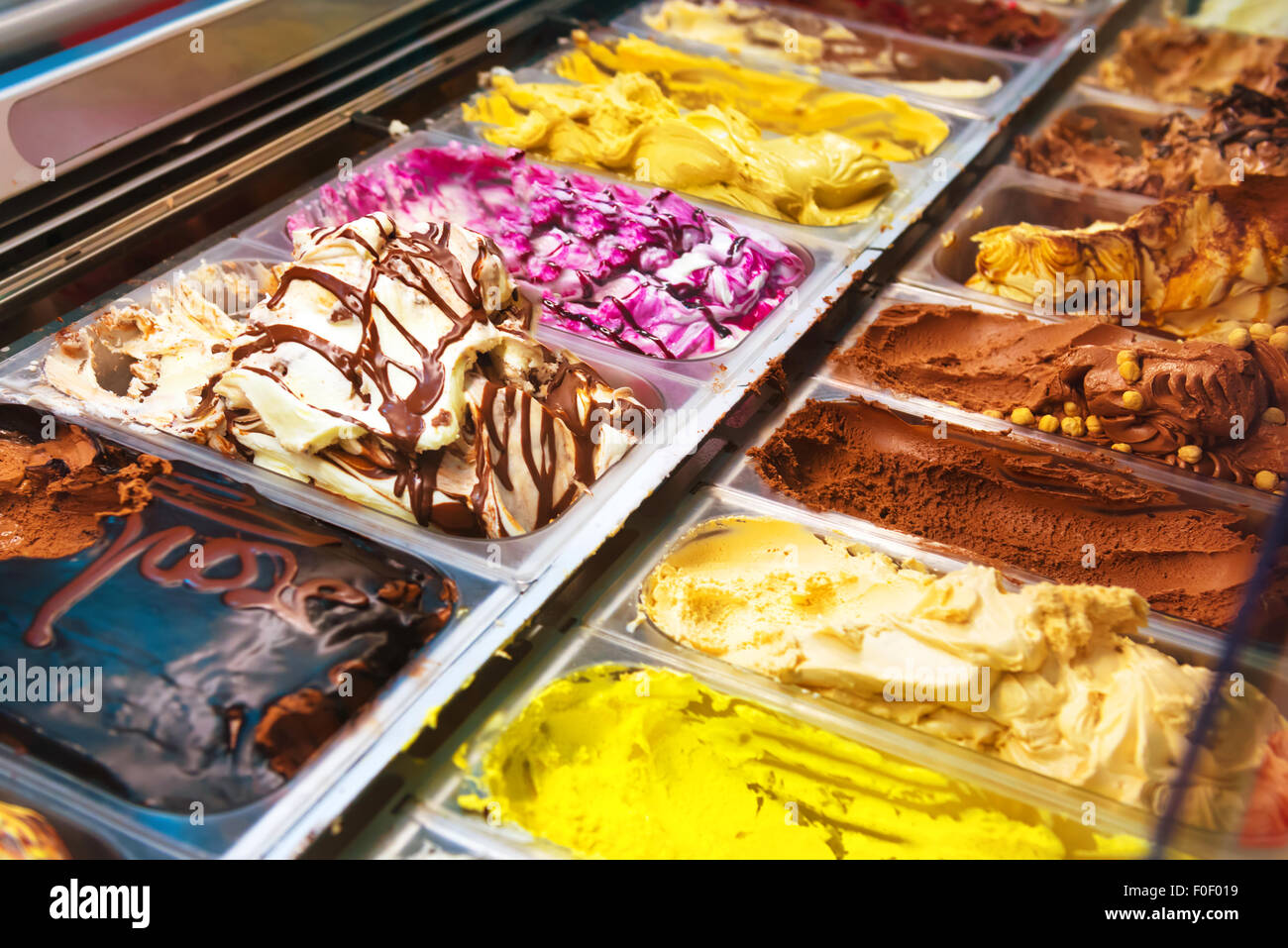 Many boxes of Italian ice cream gelato in a shop Stock Photo Alamy