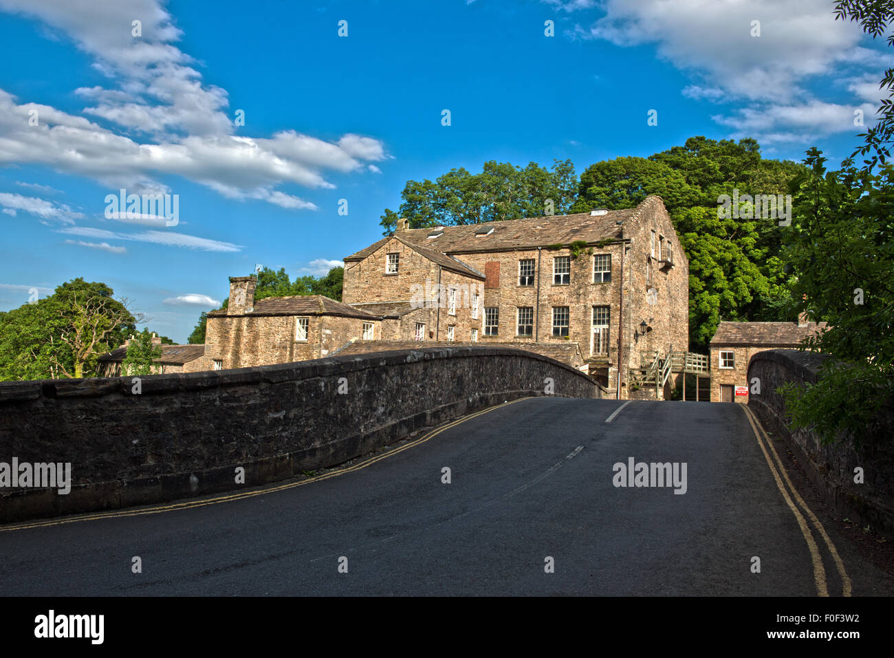 Old mill house on the river Ure at Aysgarth, Yorkshire Dales National Park, England. Stock Photo