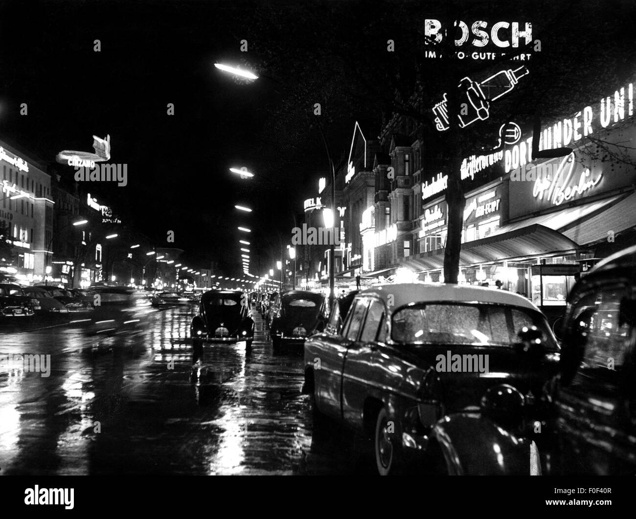 geography / travel, Germany, Berlin, streets, Kurfuerstendamm, street scene  at night, 1956, Additional-Rights-Clearences-Not Available Stock Photo -  Alamy