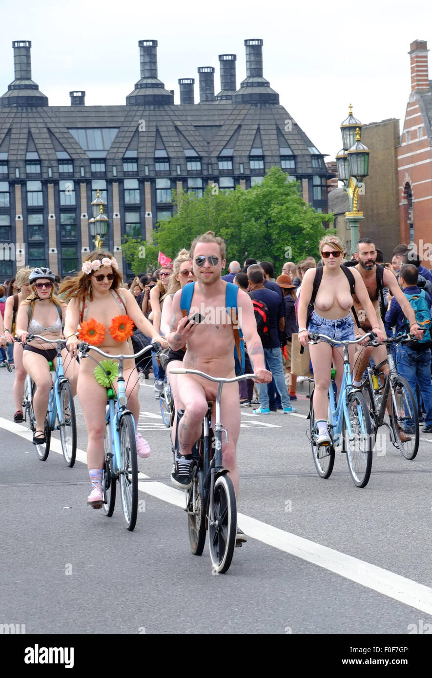 World Naked Bike Ride in London, crossing the Westminster Bridge Featuring:  Atmosphere Where: London, United Kingdom When: 13 Jun 2015 Stock Photo -  Alamy