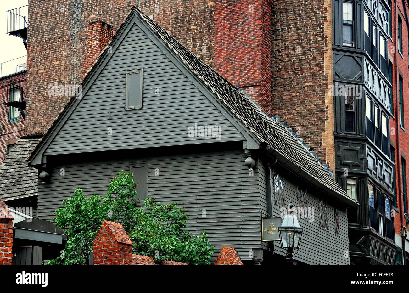 Boston, Massachusetts:  The Paul Revere house, built in 1680, is the oldest house in the city of Boston Stock Photo