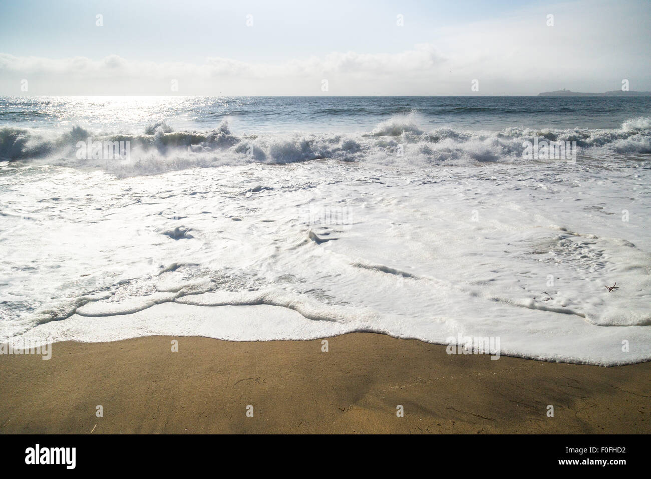 Huge Ocean Waves in Half Moon Bay, California, USA Stock Photo