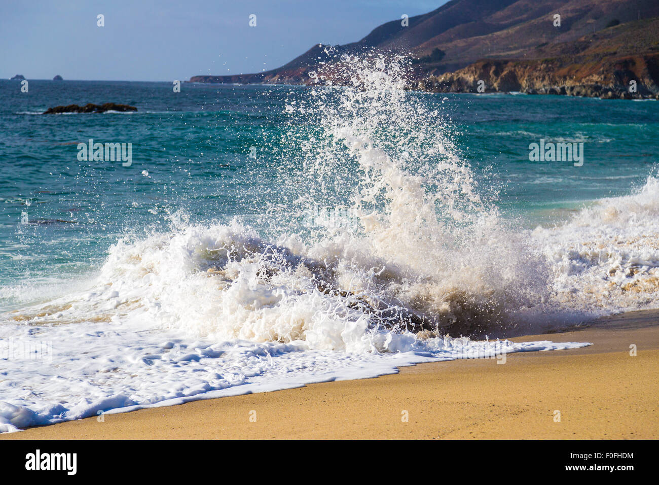Crushing wave at Garrapata State Beach in Big Sur, California, USA