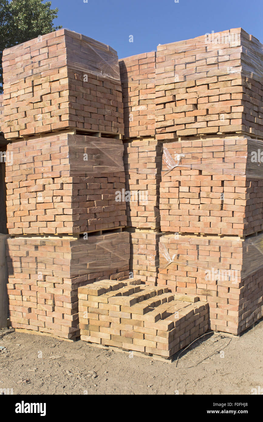 The bricks arranged on pallets Stock Photo Alamy