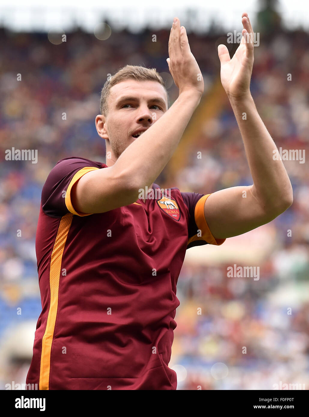 Rome, Italy. 14th Aug, 2015. Dzeko of AS Roma gestures during a friendly match against Sevilla in Rome, Italy, on Aug. 14, 2015. AS Roma won 6-4. Credit:  Alberto Lingria/Xinhua/Alamy Live News Stock Photo