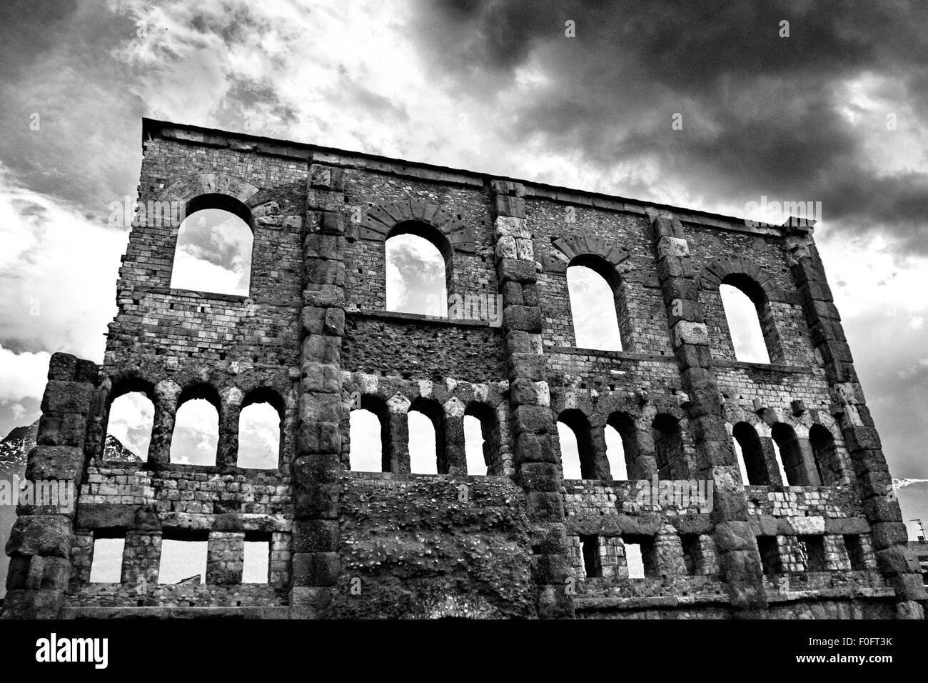 ancient Roman walls and ancient ruins Stock Photo Alamy