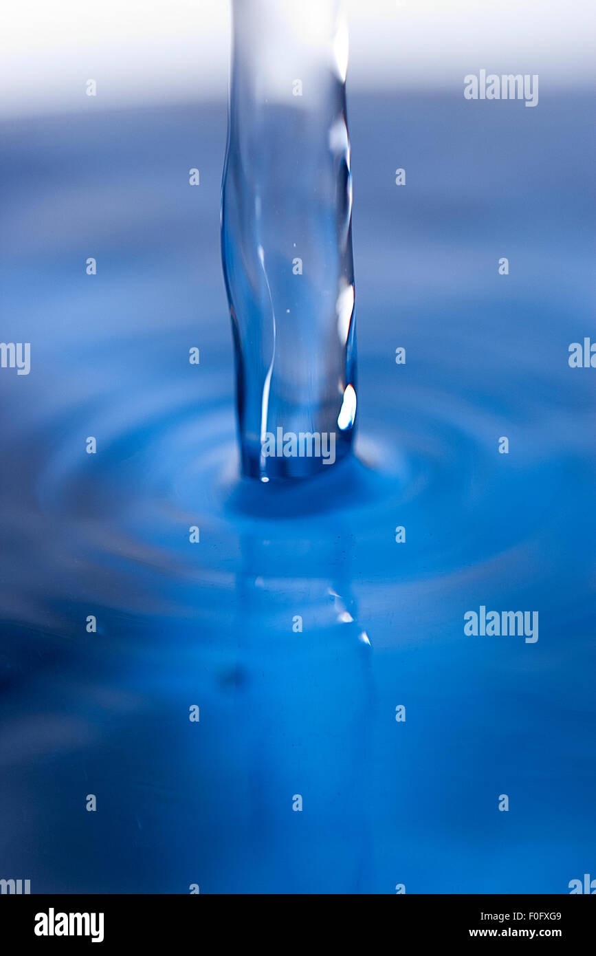 water, splashing water, water bubbles, water droplets Stock Photo - Alamy