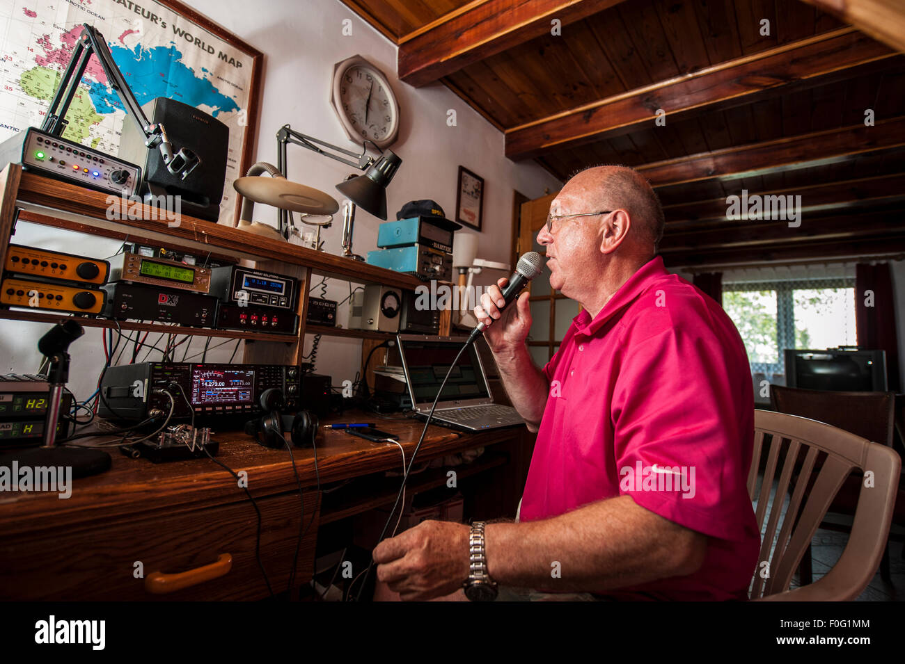 Amateur radio stations 4