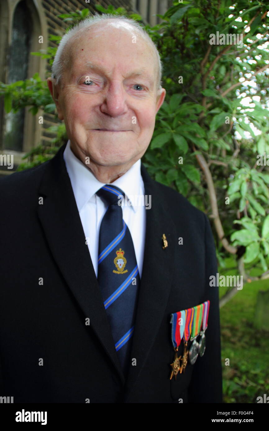 Hayfield, High Peak, Derbyshire, UK. 15 Aug, 2015.WWII veteran and