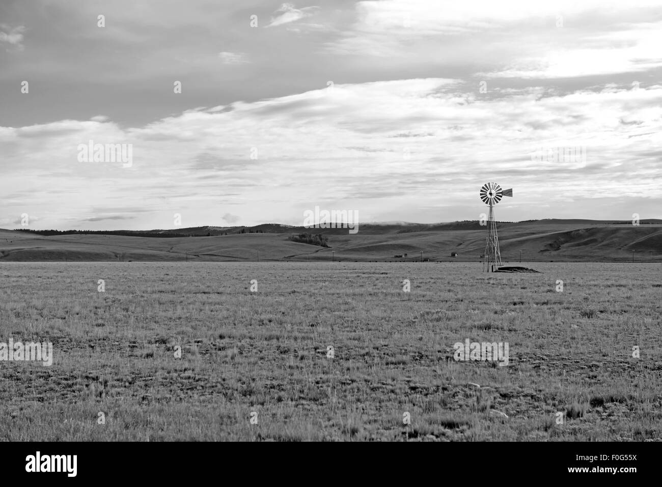 Windmill Water Pump In A Rural Environment Stock Photo Alamy