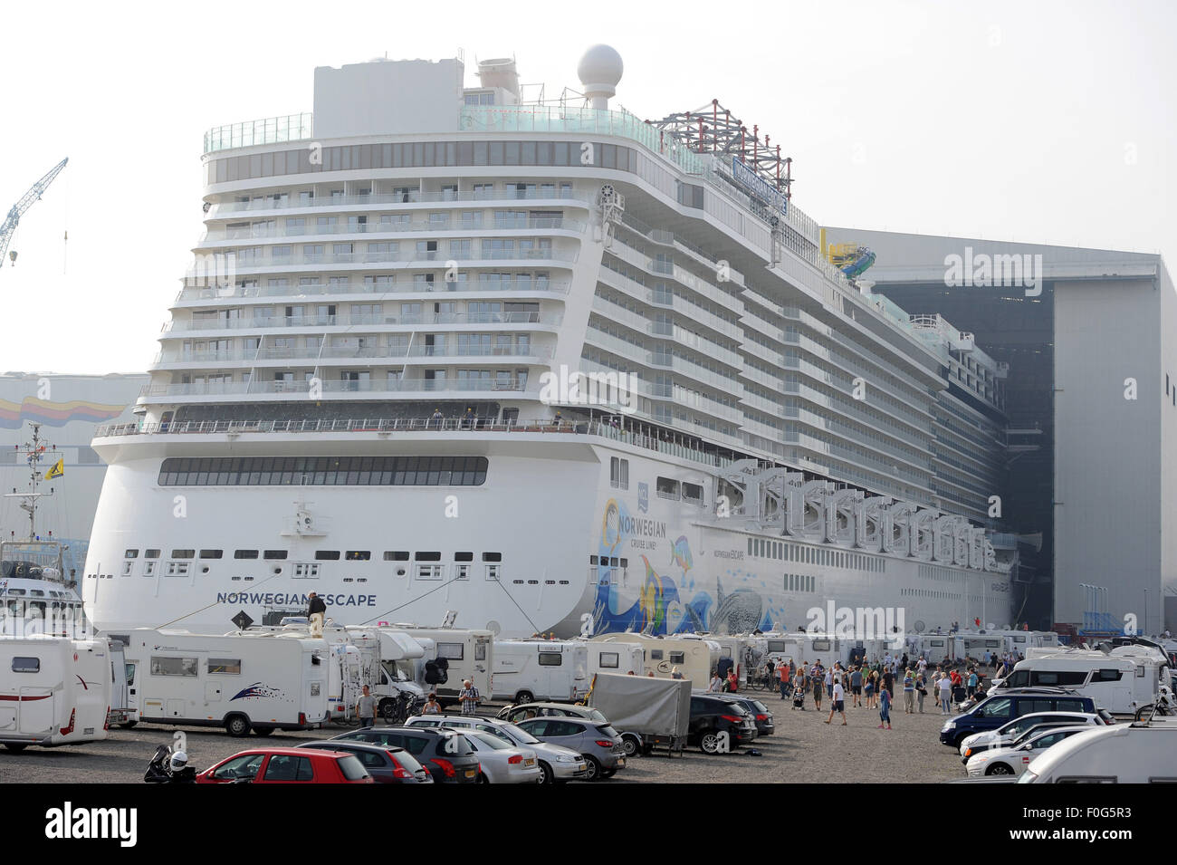 Papenburg, Germany. 15th Aug, 2015. New cruise vessel 'Norwegian Escape ...