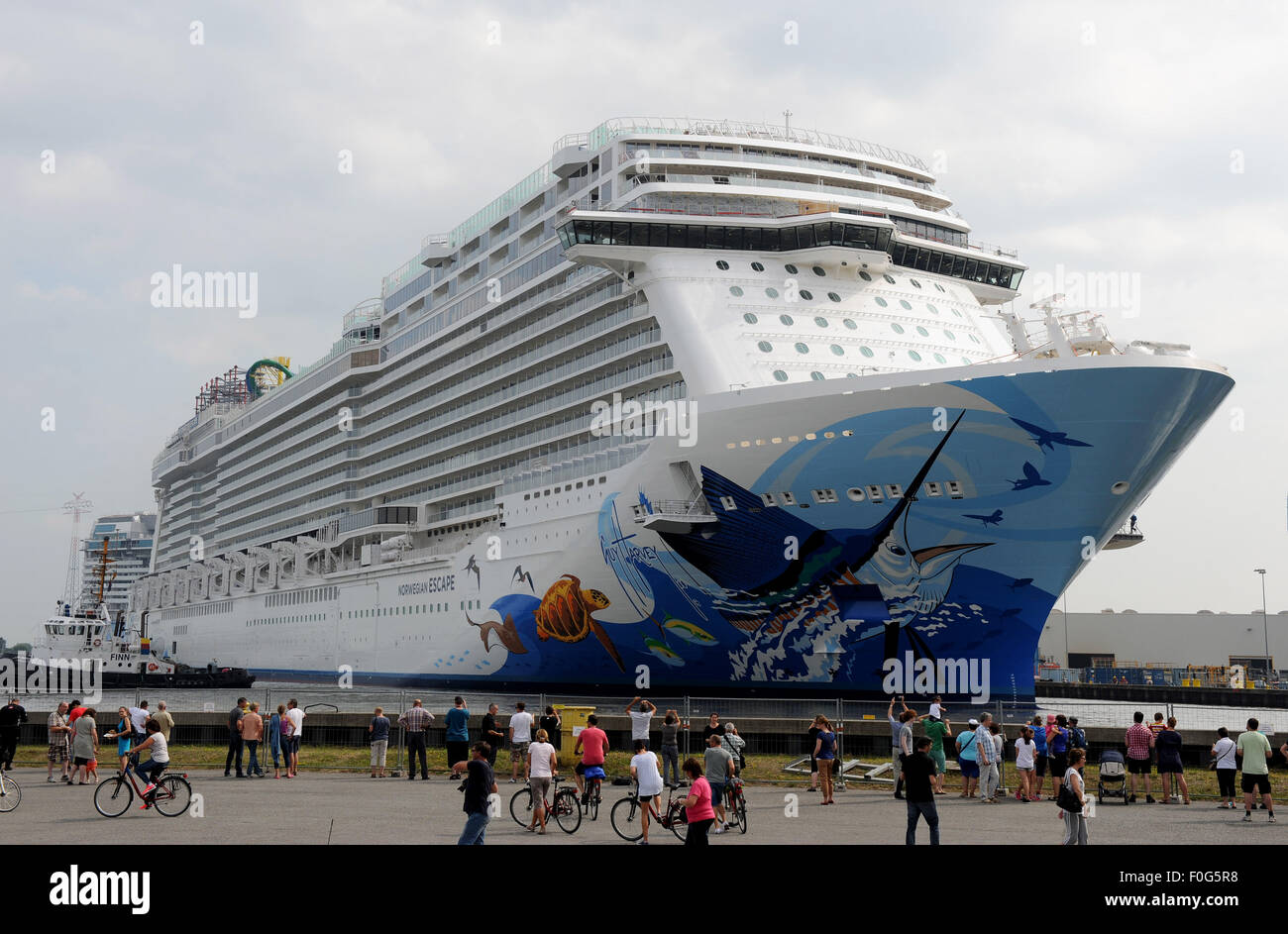 Papenburg, Germany. 15th Aug, 2015. New cruise vessel 'Norwegian Escape ...