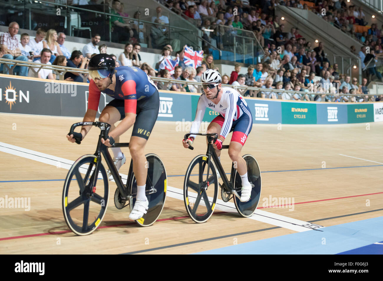 Derby, UK. 15th Aug, 2015. Jon Dibben leads Mark Cavendish as they compete in the scratch race in the omnium during the Revolution Series at Derby Arena, Derby, United Kingdom on 15 August 2015. The Revolution Series is a professional track racing series featuring many of the world's best track cyclists. This event, taking place over 3 days from 14-16 August 2015, is an important preparation event for the Rio 2016 Olympic Games, allowing British riders to score qualifying points for the Games. Credit:  Andrew Peat/Alamy Live News Stock Photo