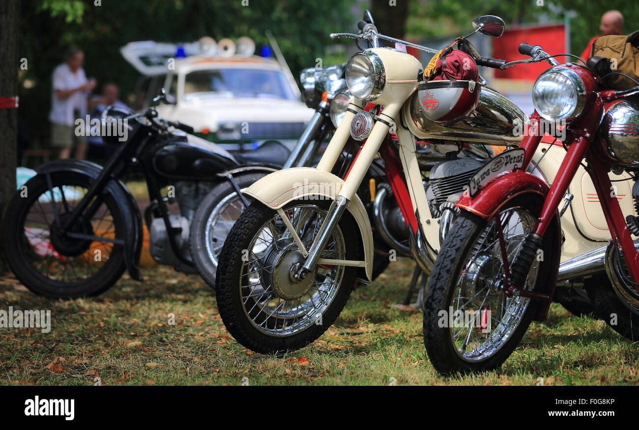 Ifa Motorcycle Biere, Germany. 15th Aug, 2015. Jawa motorcycles are on display at the ...