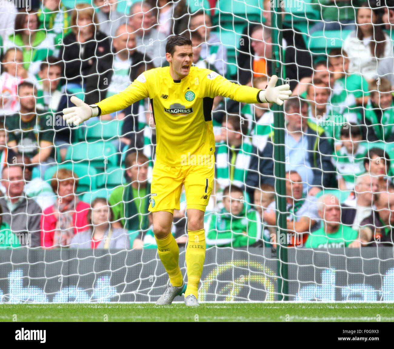 Glasgow, Scotland. 15th Aug, 2015. Scottish Premiership. Celtic versus Inverness CT. Craig Gordon pushes his defence out Credit: Action Plus Sports/Alamy Live News Stock Photo