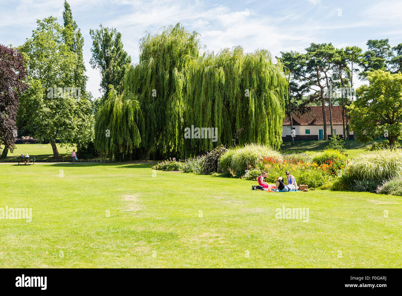 Relaxing at the Grange, Beddington Park, Surrey Stock Photo Alamy