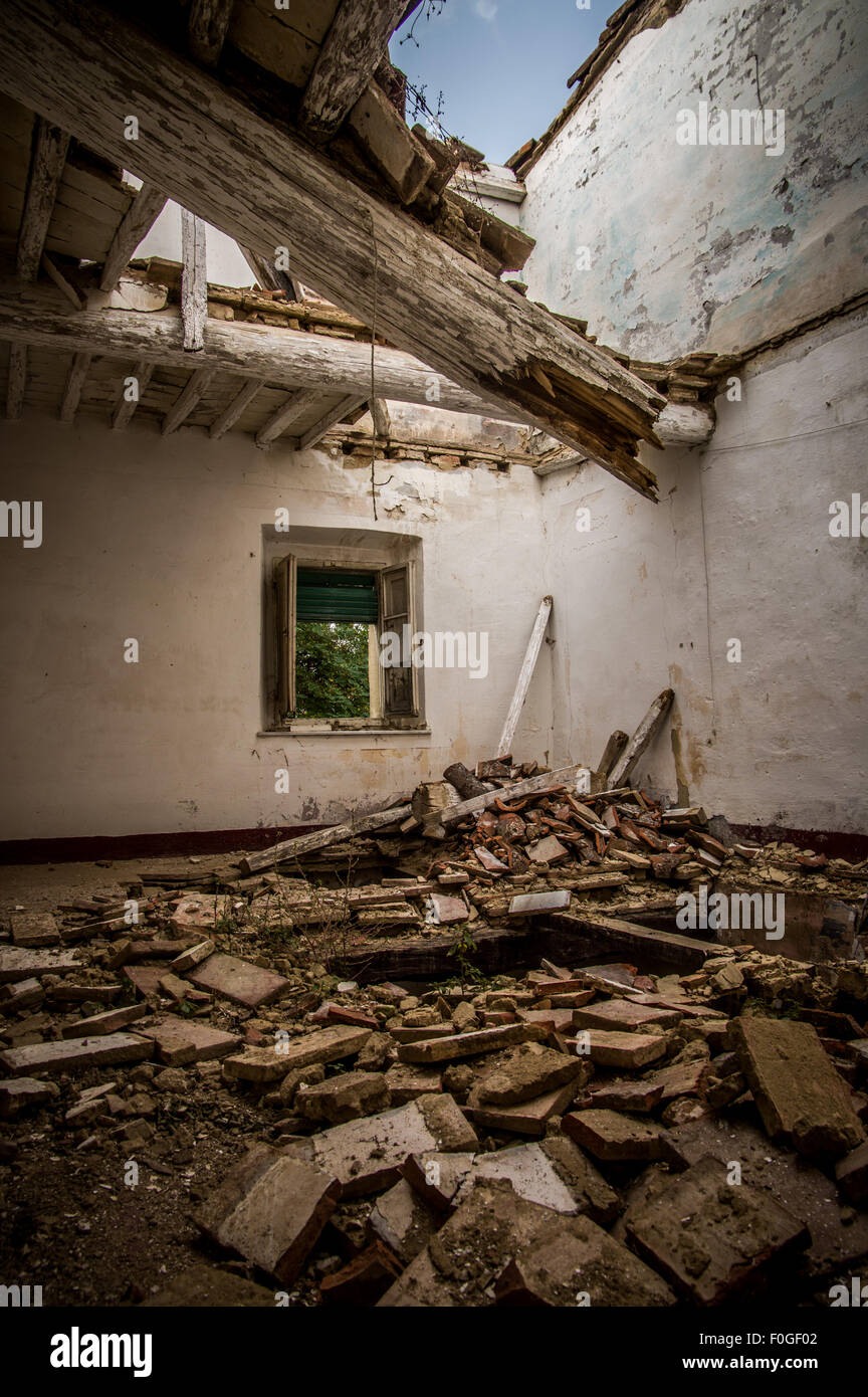 Abandoned house in Toiano, little ghost town in Tuscany, Italy Stock Photo