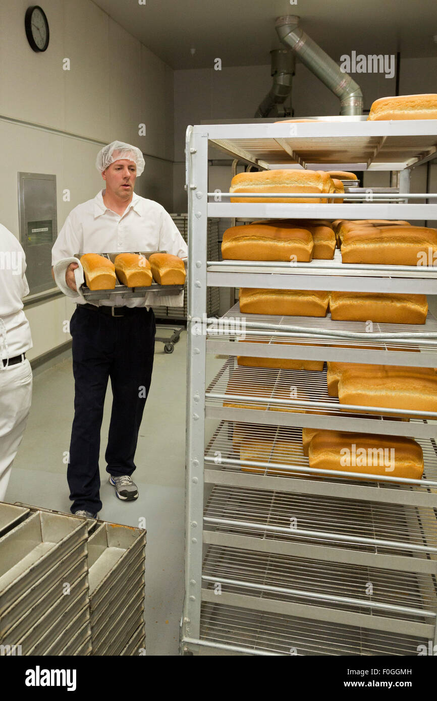 Cooling rack for discount bread