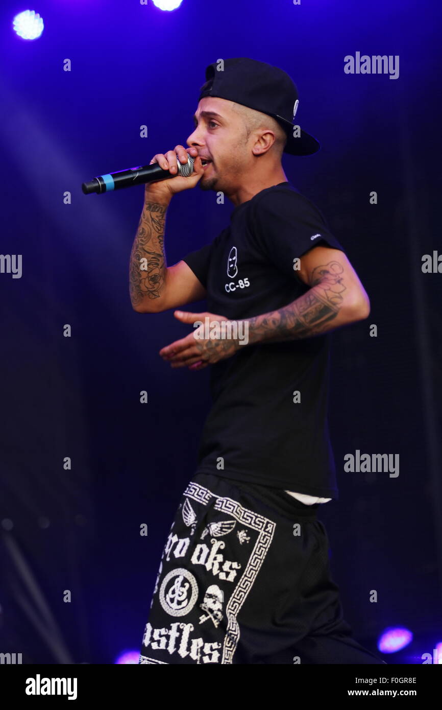 Betley, Cheshire, UK. 15th August, 2015. Former NDubz performer Dappy performs live at Signal 1