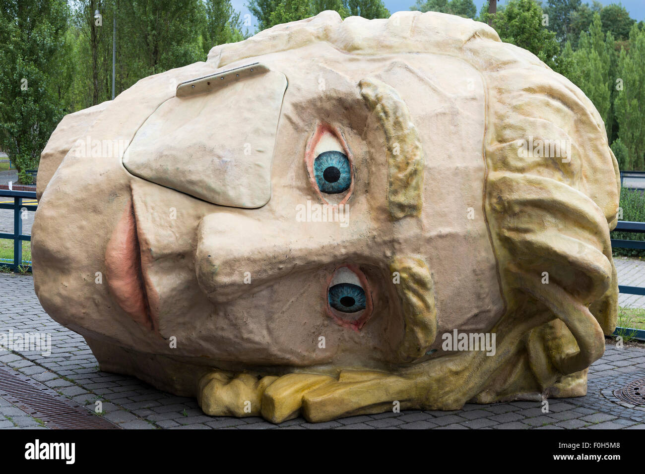 Bochum, Germany. 15 August 2015. The Head Hermann, 2005, by Atelier van  Lieshout. "The Good, the Bad and the Ugly", art installations by Atelier  van Lieshout at the Ruhrtriennale arts festival, Jahrhunderthalle