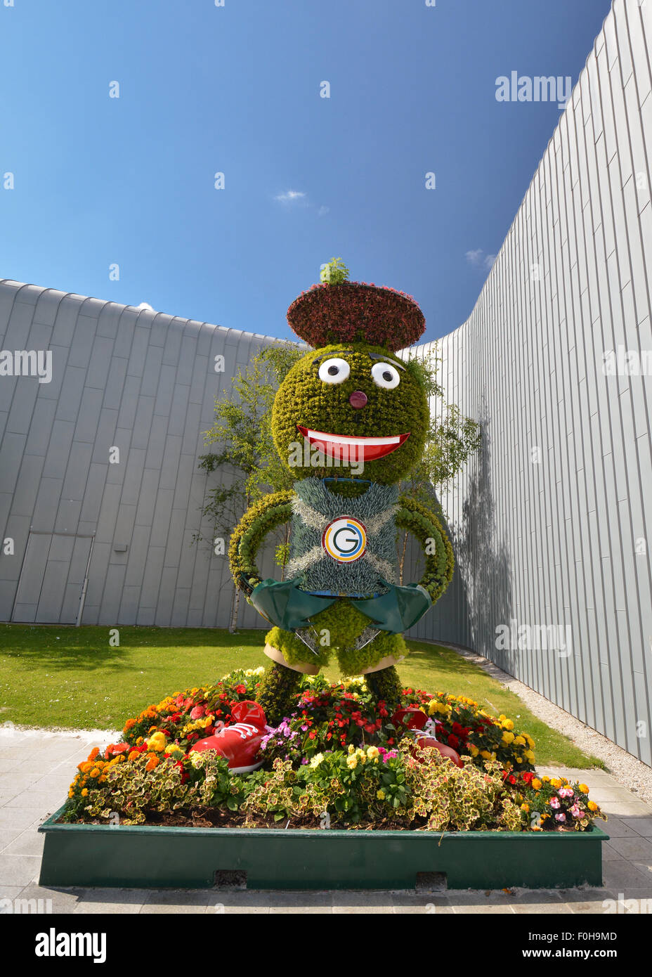 Floral Clyde Commonwealth Games mascot outside the Riverside Museum in Glasgow - part of the Clyde Trail Stock Photo