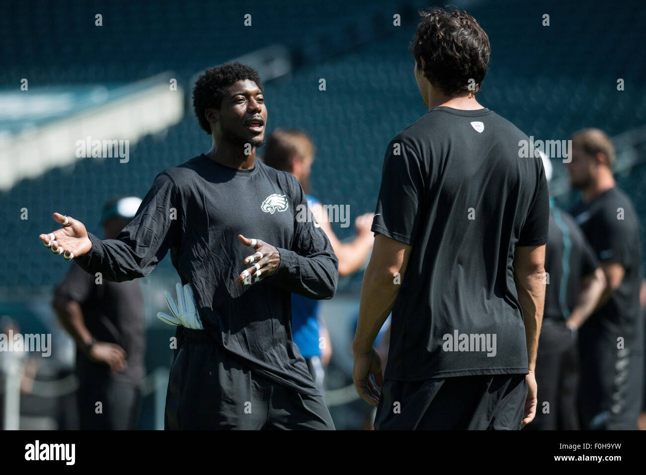 Philadelphia, Pennsylvania, USA. 16th Aug, 2015. Philadelphia Eagles defensive back Byron Maxwell (31) talks with quarterback Sam Bradford (7) during warm-ups prior to the NFL game between the Indianapolis Colts and the Philadelphia Eagles at Lincoln Financial Field in Philadelphia, Pennsylvania. Christopher Szagola/CSM/Alamy Live News Stock Photo