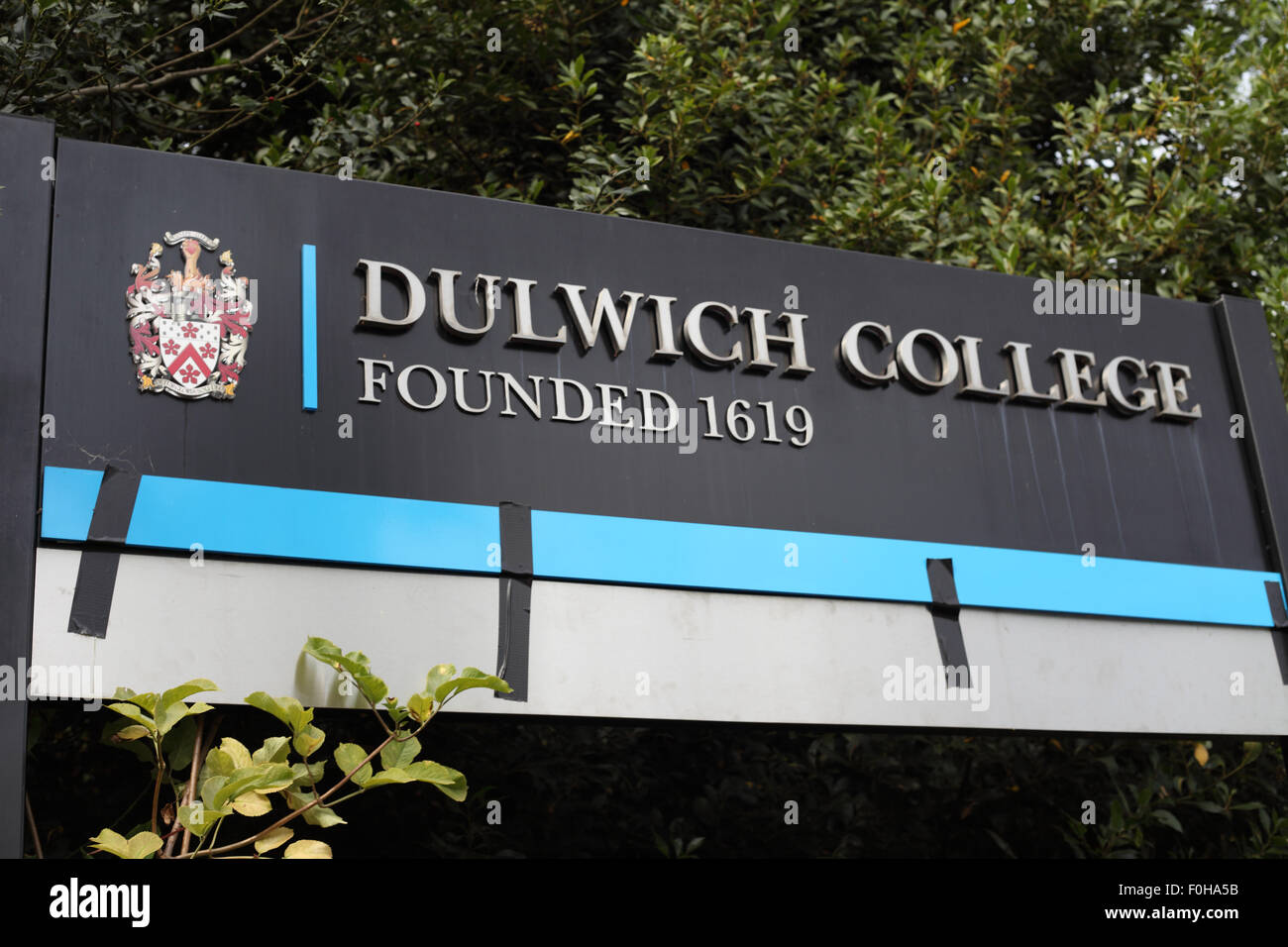 Sign to Dulwich College founded in 1619 by Eward Alleyn, an Elizabethan actor,  Dulwich, London SE21 Stock Photo