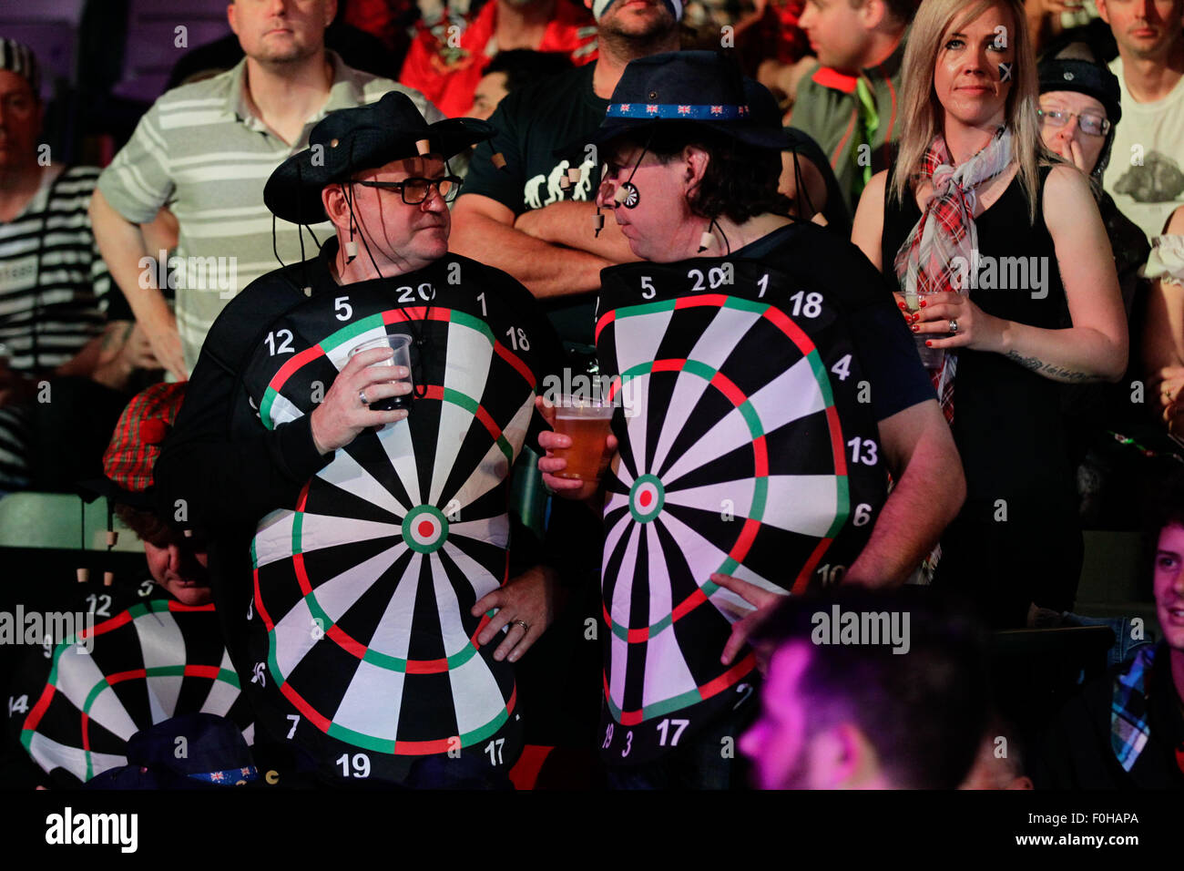 16.08.2015 HBF Stadium Perth, Australia. TabTouch Perth Darts Masters Finals, A couple of Aussie