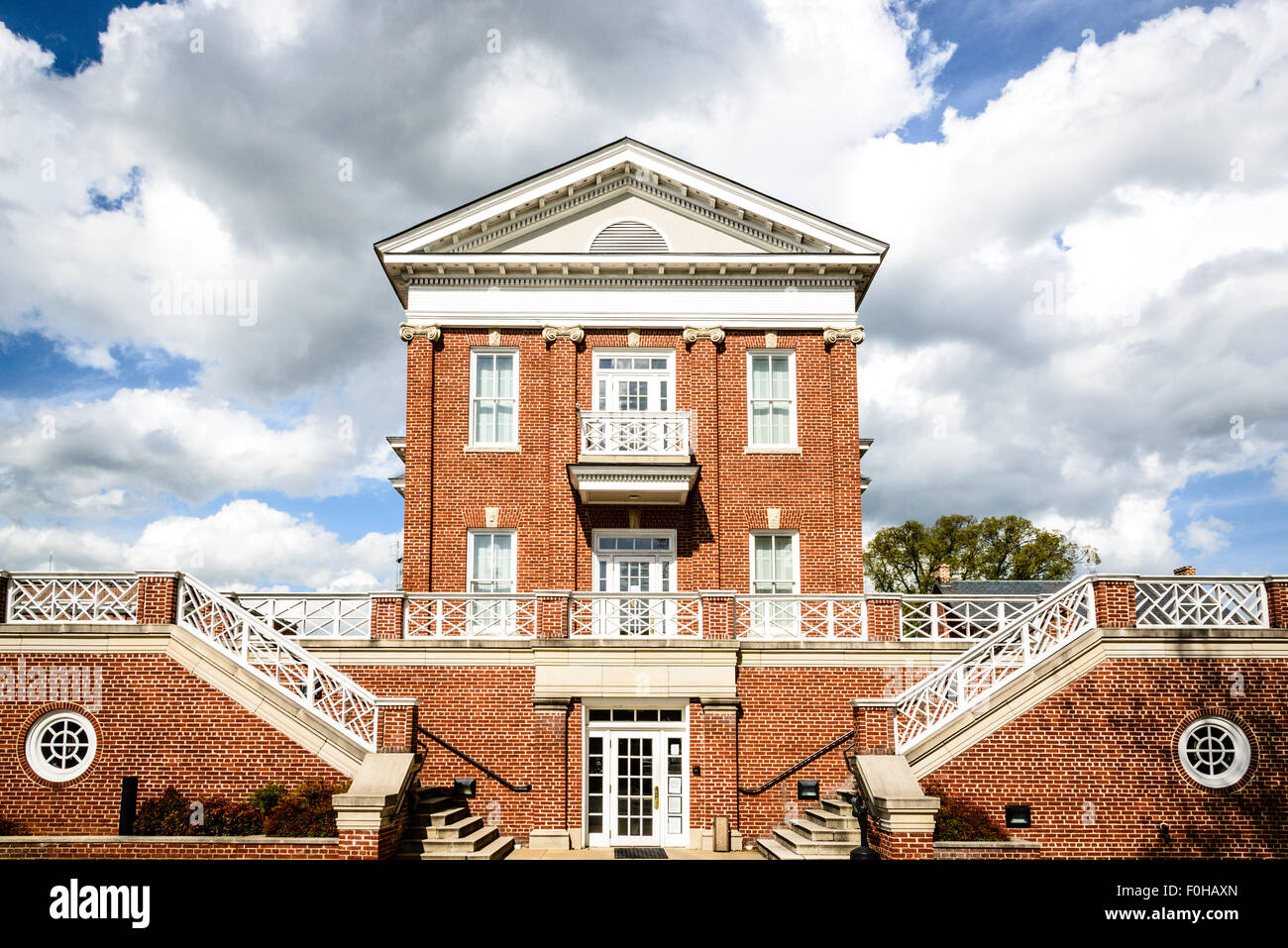 Louisa County Courthouse, Main Street, Louisa, Virginia Stock Photo Alamy