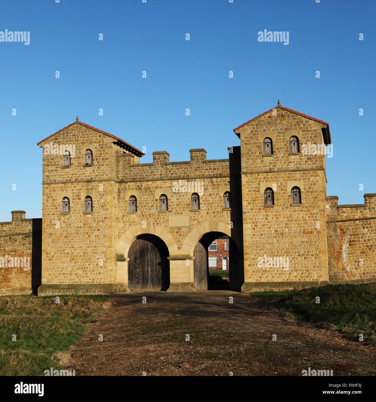 The reconstructed gate of Arbeia Roman Fort and Museum in South Shields, England. The fort guarded the approach to Hadrian's Wal Stock Photo