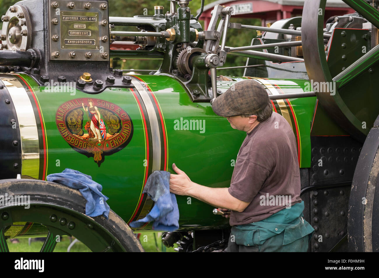 Man With Flat Cap High Resolution Stock Photography and Images - Alamy