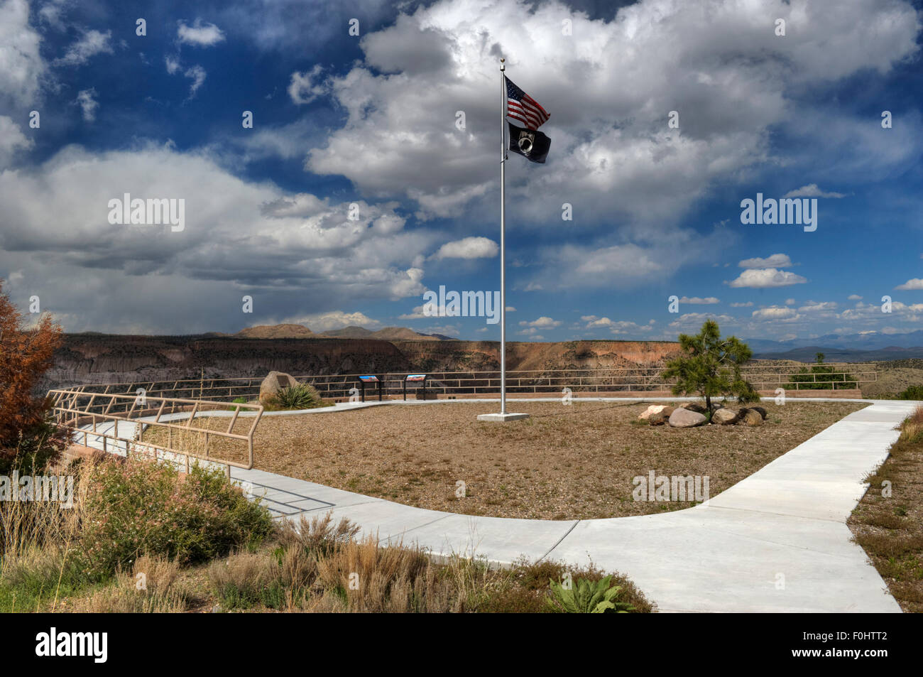 The Veterans Memorial Scenic Overlook at Kasha-Katuwe Tent Rocks National Monument, Pueblo de Cochiti, New Mexico Stock Photo