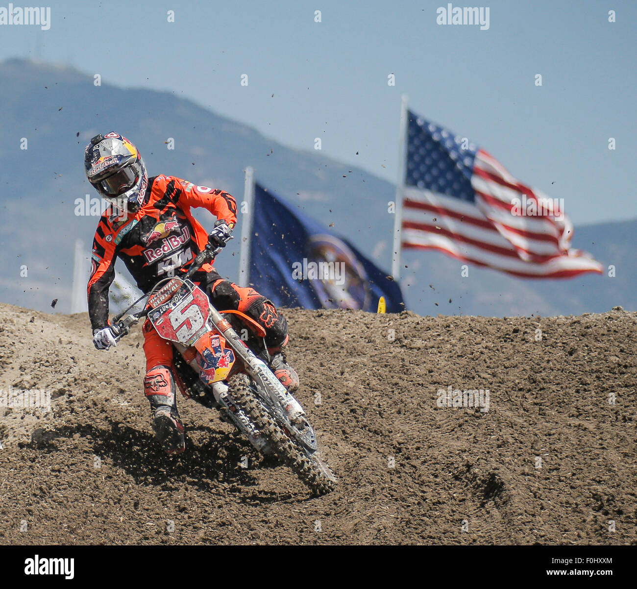 Tooele, UT, USA. 15th Aug, 2015. 5 Ryan Dungey tries to close in on